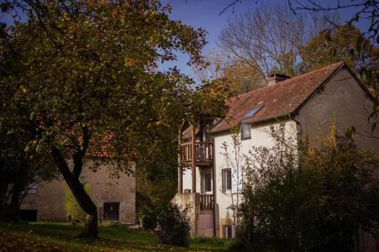 Bed and Breakfast Domaine Pastel Besson Экстерьер фото