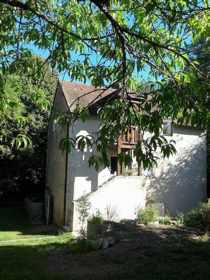 Bed and Breakfast Domaine Pastel Besson Экстерьер фото